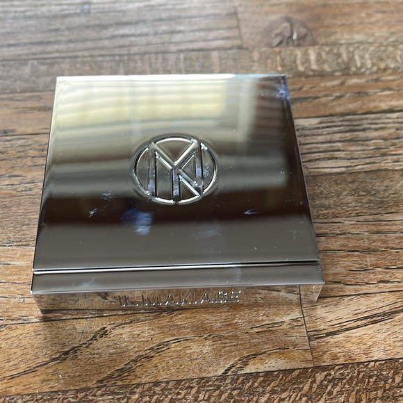 IL MAKIAGE EYE SHADOW QUAD  NEW - Picture 3 of 6